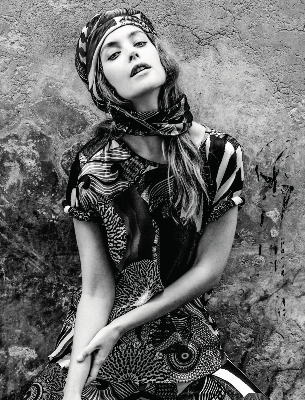 Elise van ‘t Zand Myself April 2014 photographer Anna Rosa Krau 